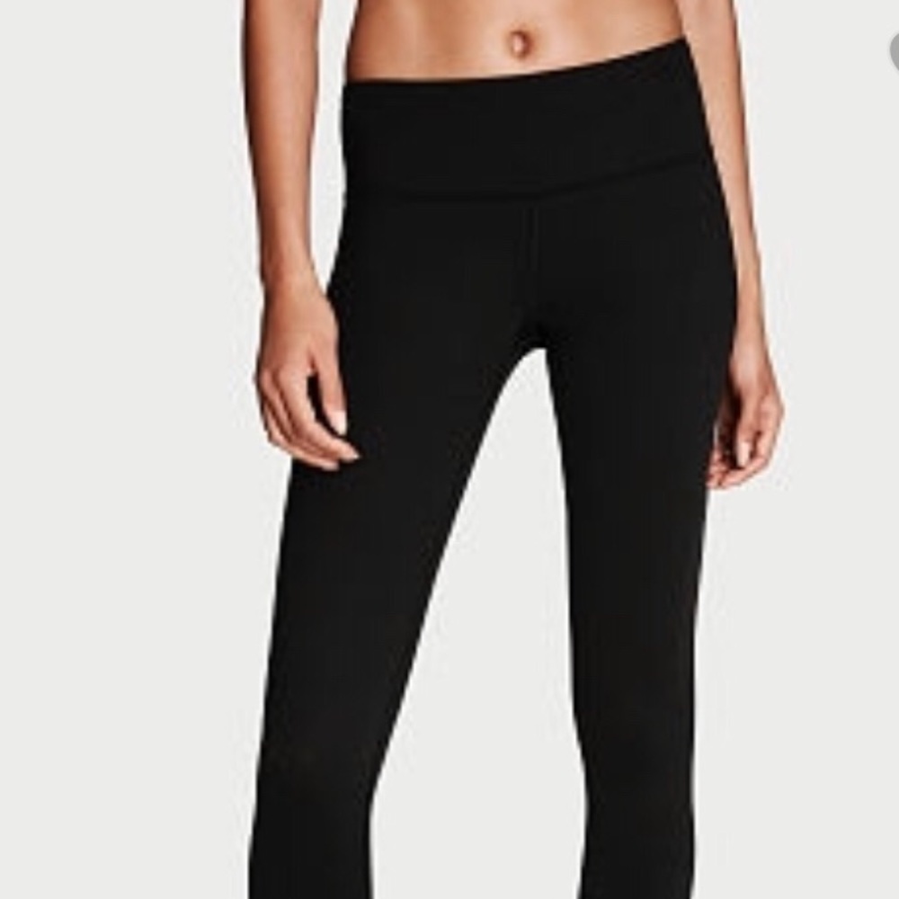 COPY - VICTORIA SECRET SPORT leggings 
Knockout crop
